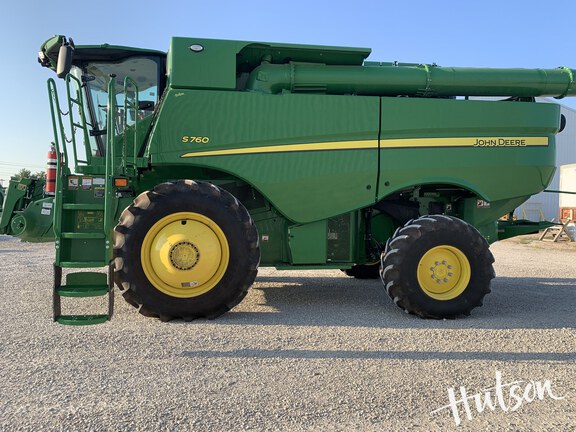 Photo of 2024 John Deere S760