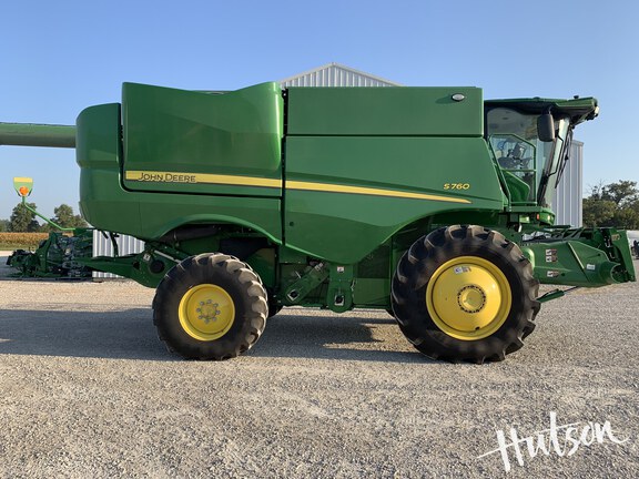 Photo of 2024 John Deere S760
