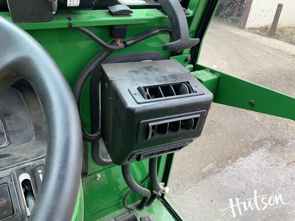 Photo of 2024 John Deere 2038R