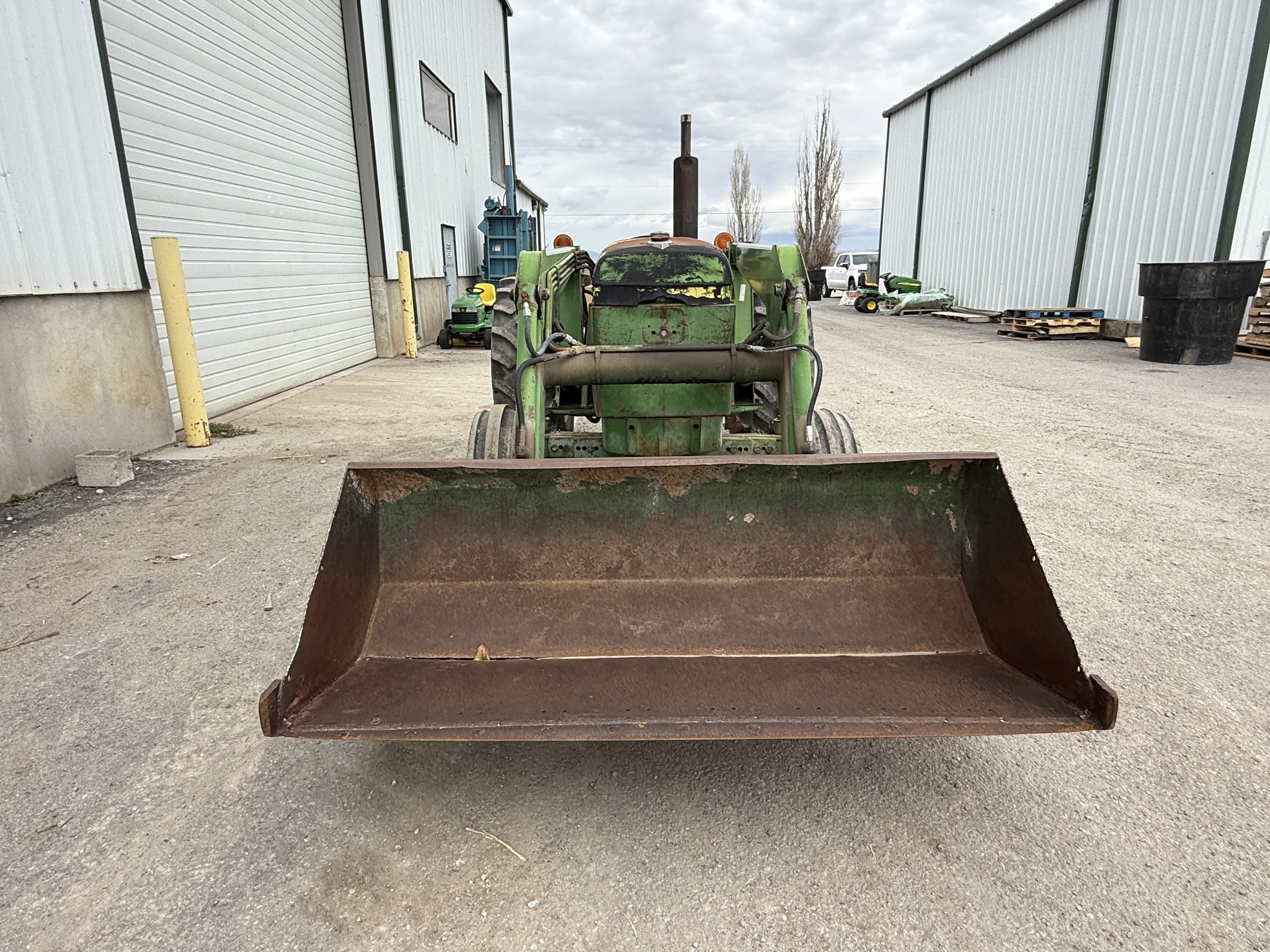 1976 John Deere 2440 Image 8