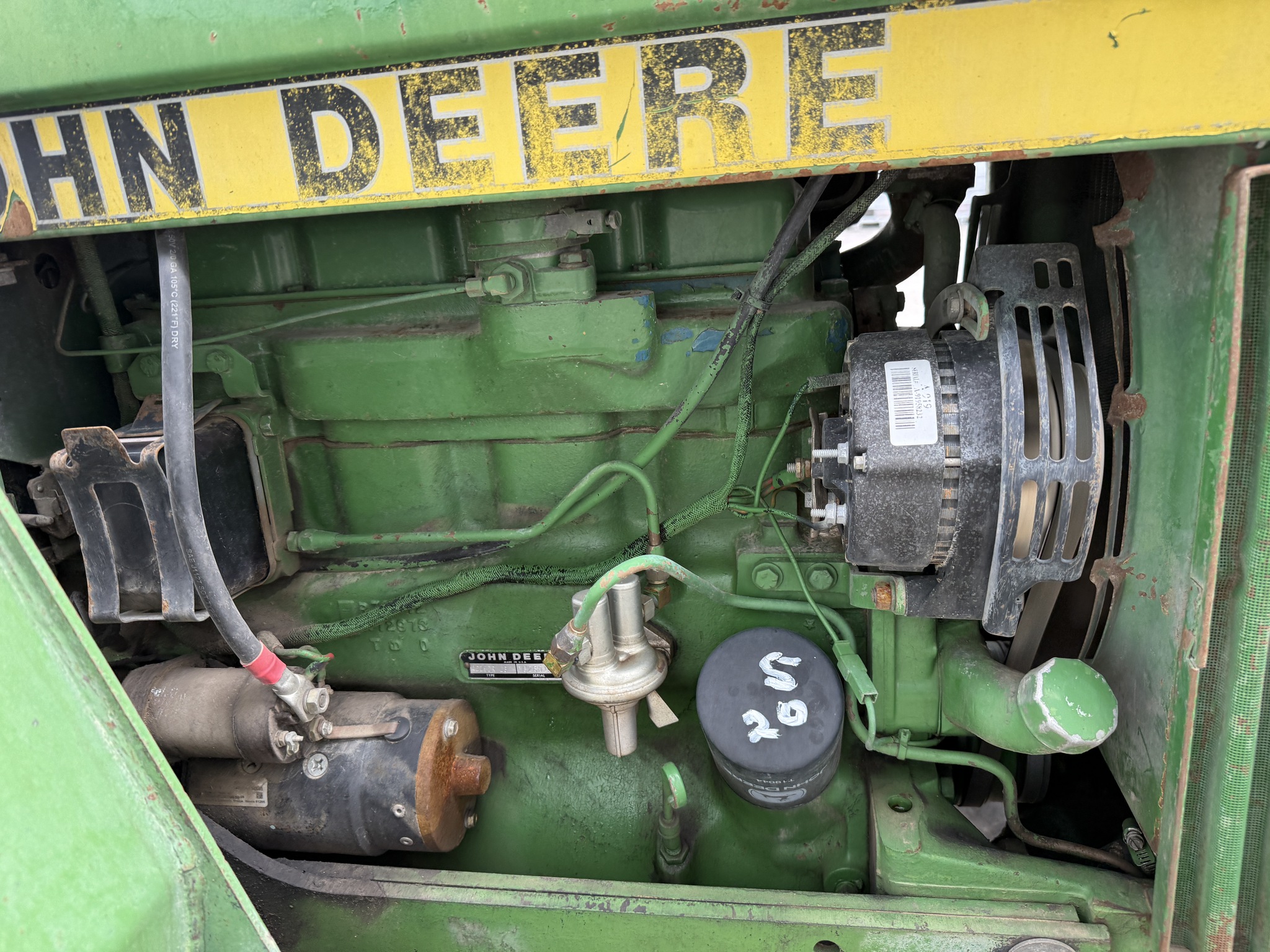 1976 John Deere 2440 Image 10
