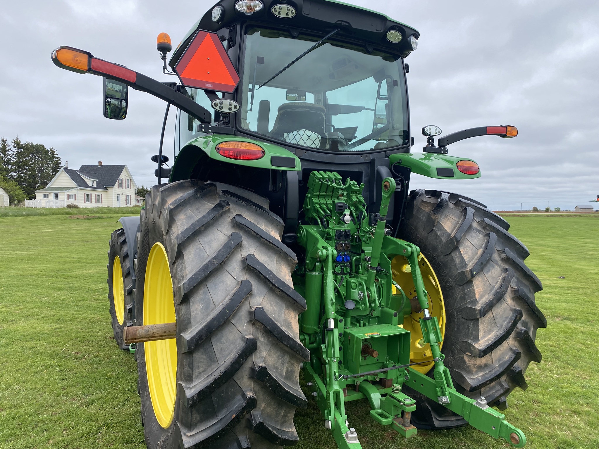2023 John Deere 6R 175 Image 3