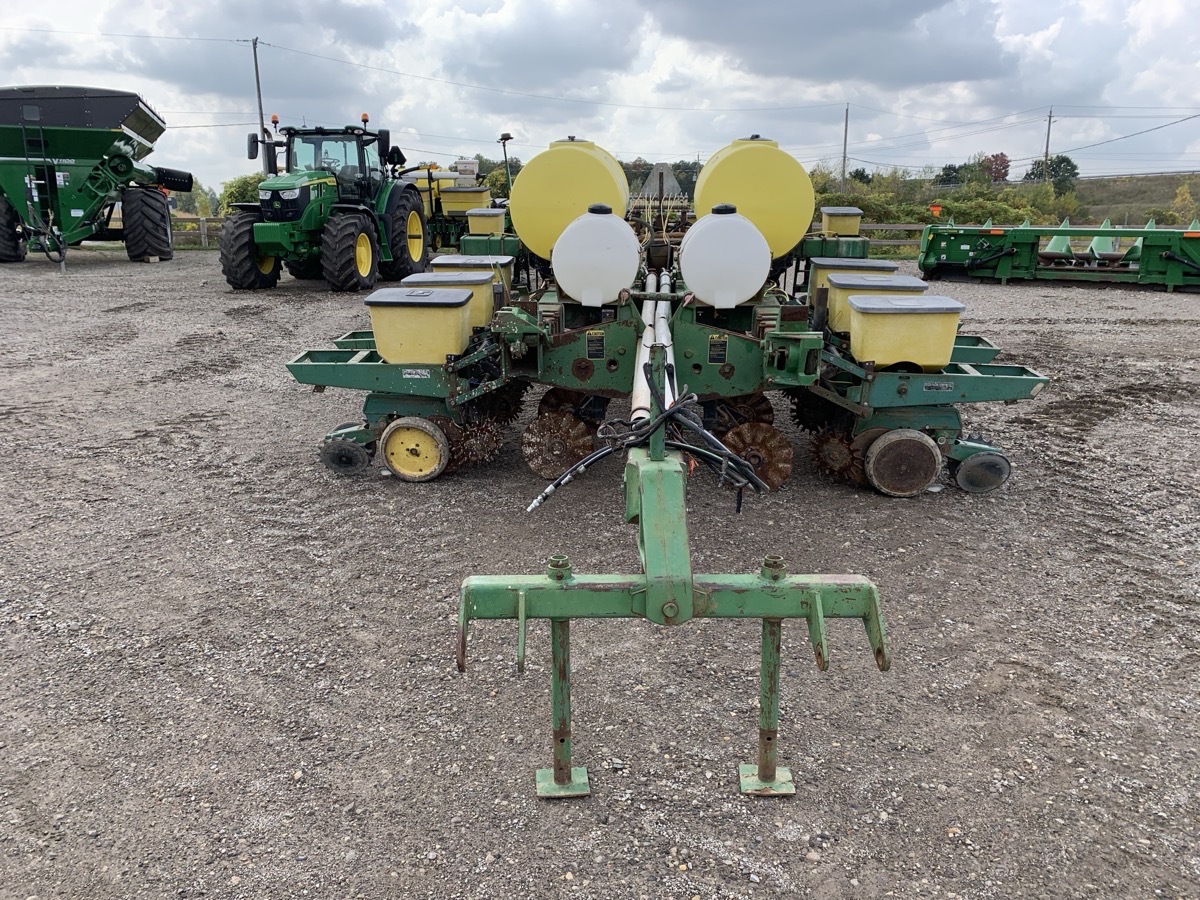 John Deere 7000 Image 5