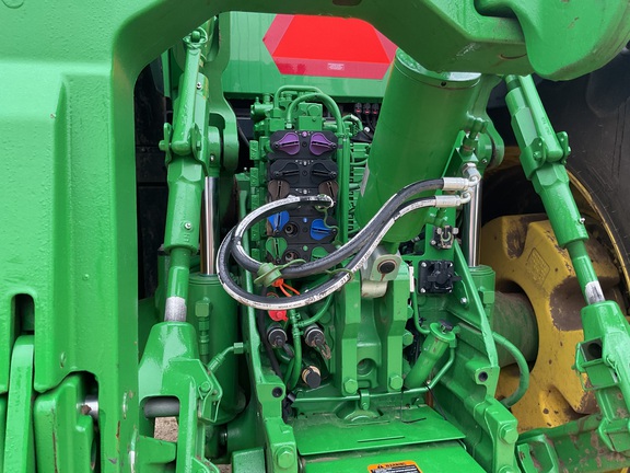 2024 John Deere 8R 280 Photo 3