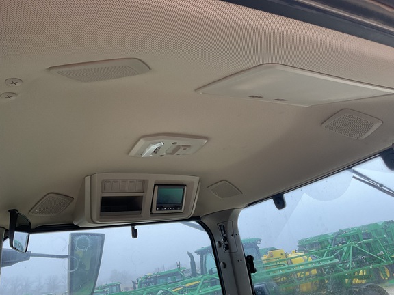 2024 John Deere 8R 280 Photo 8