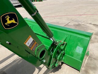 2019 John Deere 5065E Image 15