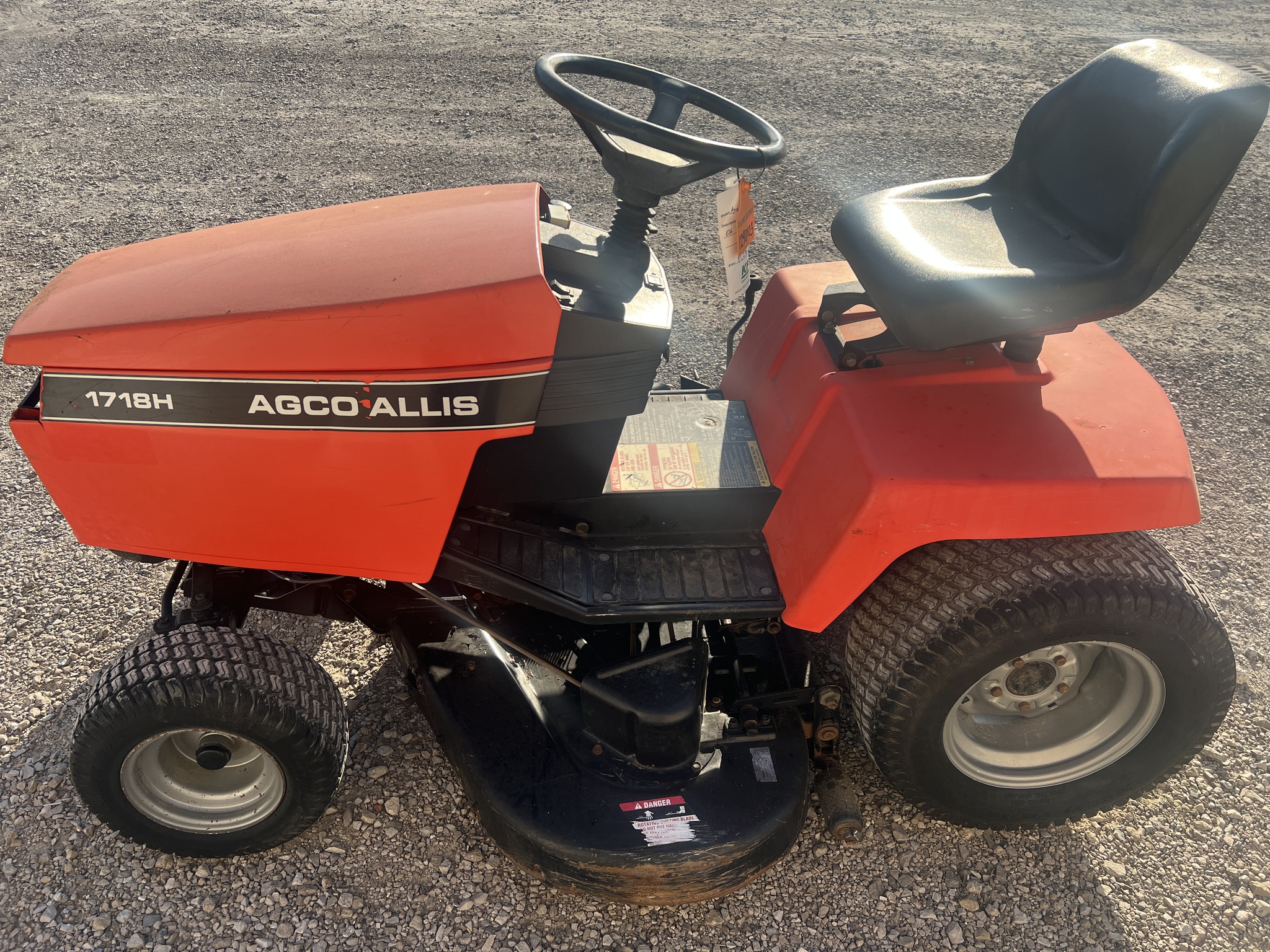 2001 AgcoAllis 1718H Image 6