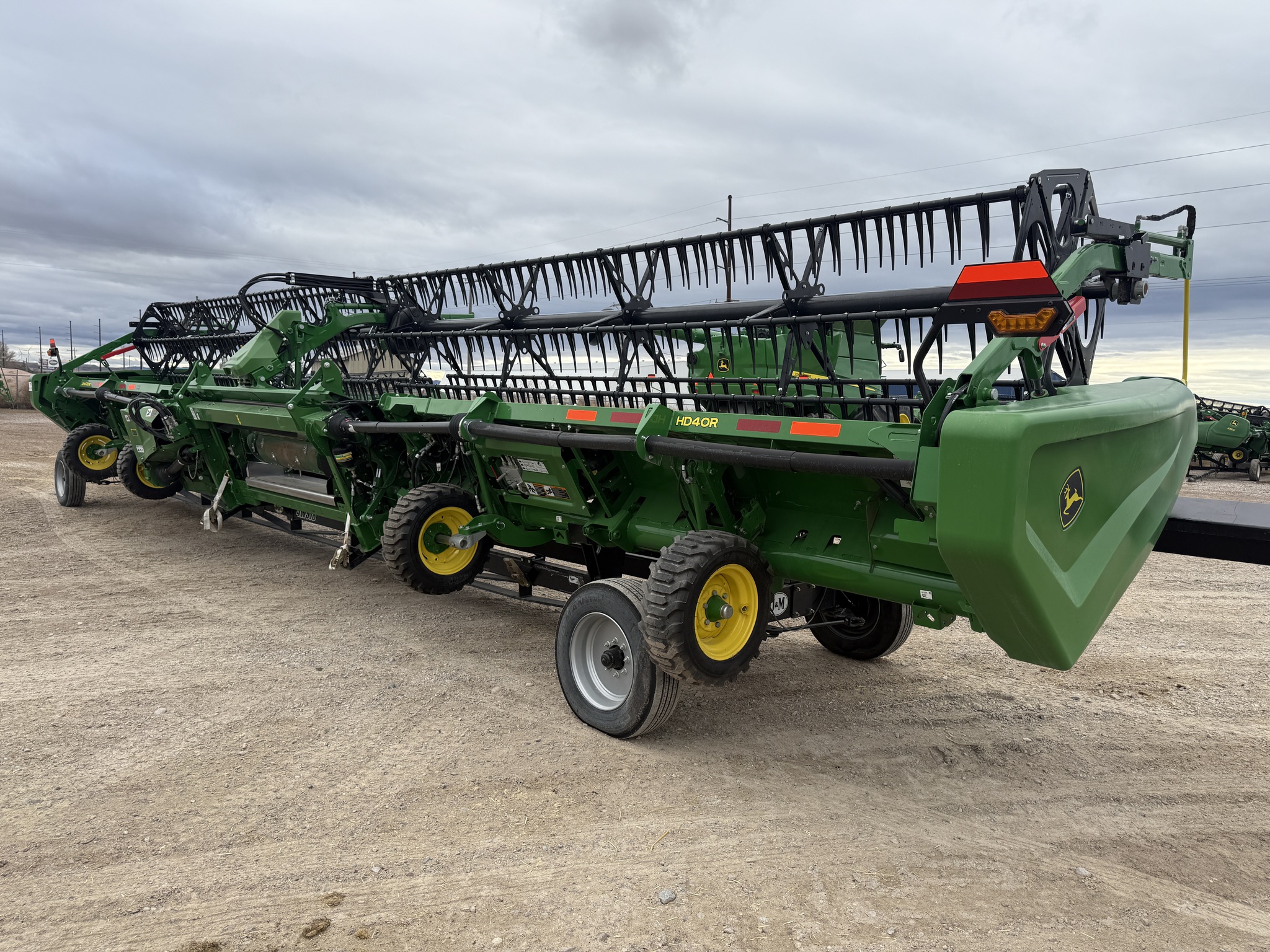 2024 John Deere HD40R Image 7