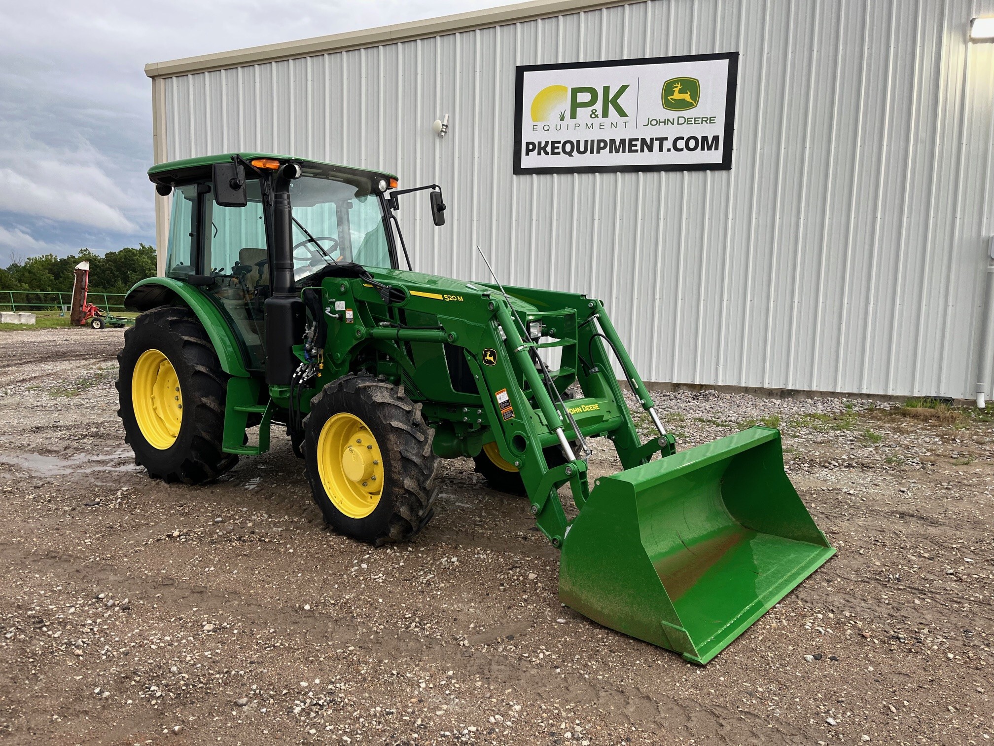 2023 John Deere 5090E Image 1