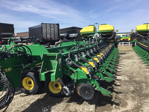 2019 John Deere DB90 Used Equipment