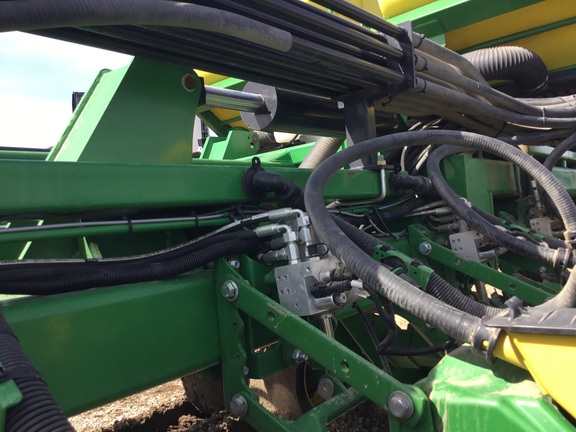 2019 John Deere DB90 (11th thumbnail)