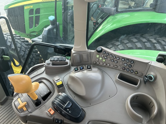 2022 John Deere 6120M Photo 5