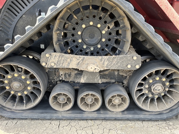 Used 2015 Case IH Steiger 620 Quadtrac Track Tractors at Horizon Ag & Turf in Falher, AB - Photo4