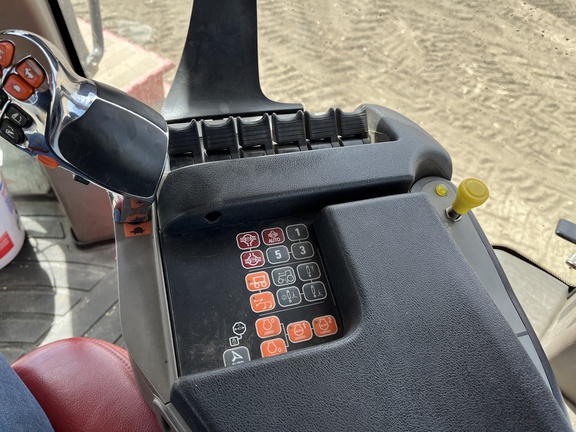 Used 2015 Case IH Steiger 620 Quadtrac Track Tractors at Horizon Ag & Turf in Falher, AB - Photo10