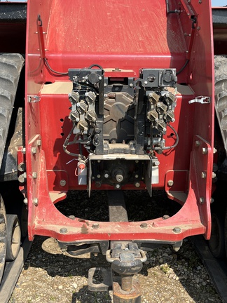 Used 2015 Case IH Steiger 620 Quadtrac Track Tractors at Horizon Ag & Turf in Falher, AB - Photo8