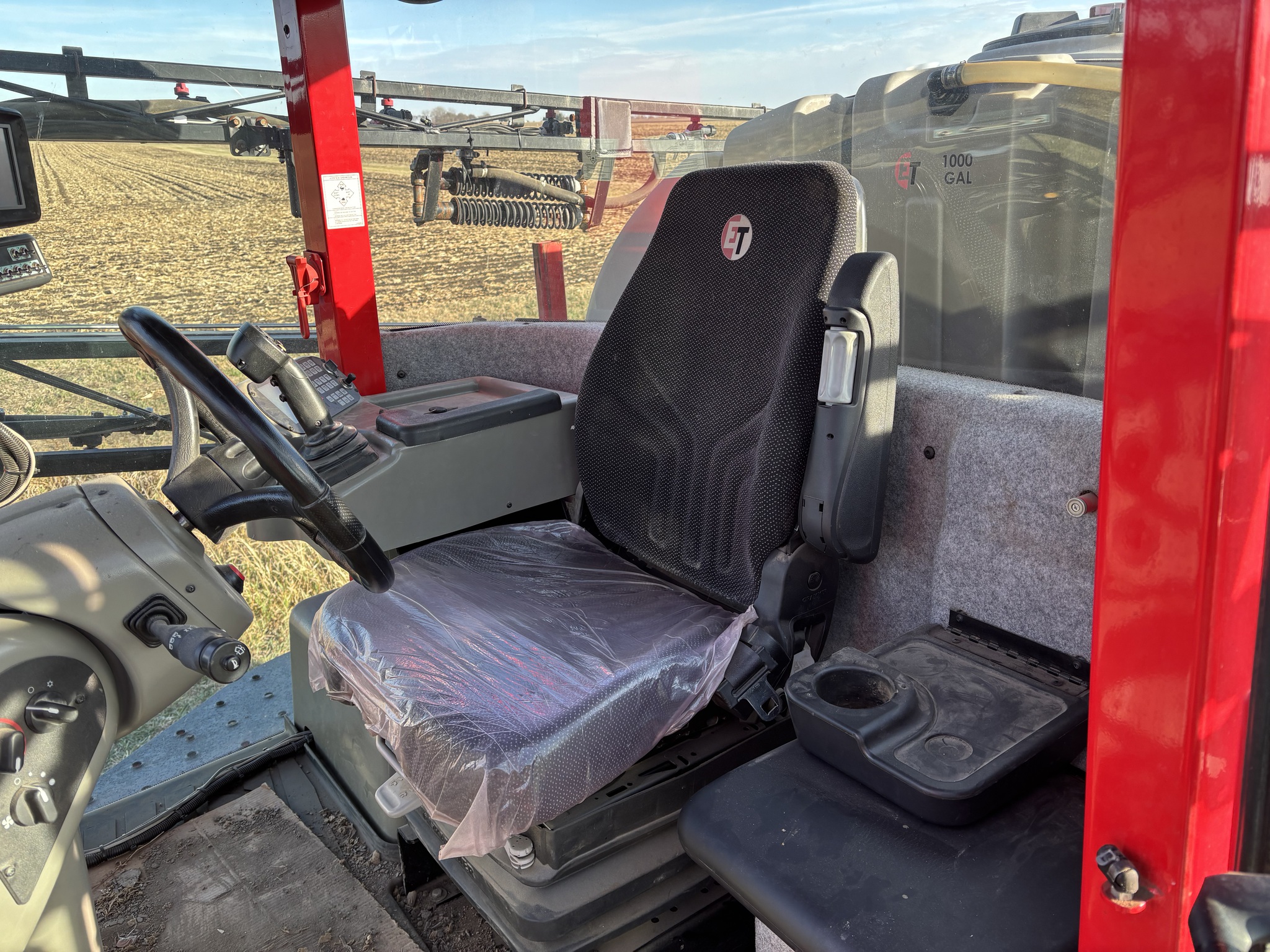  2011 Apache AS1020 at Heritage Tractor in Brimfield, IL