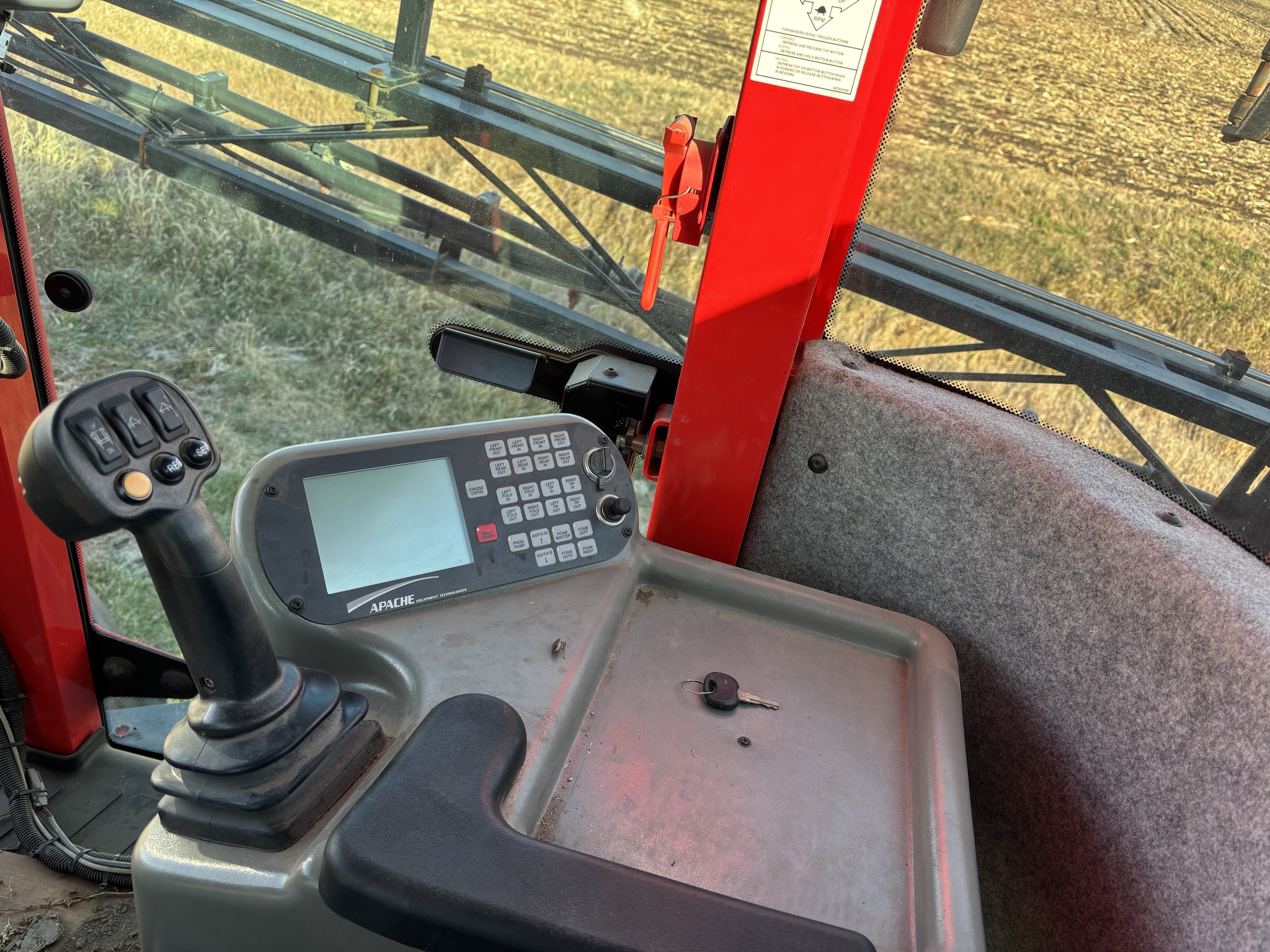  2011 Apache AS1020 at Heritage Tractor in Brimfield, IL
