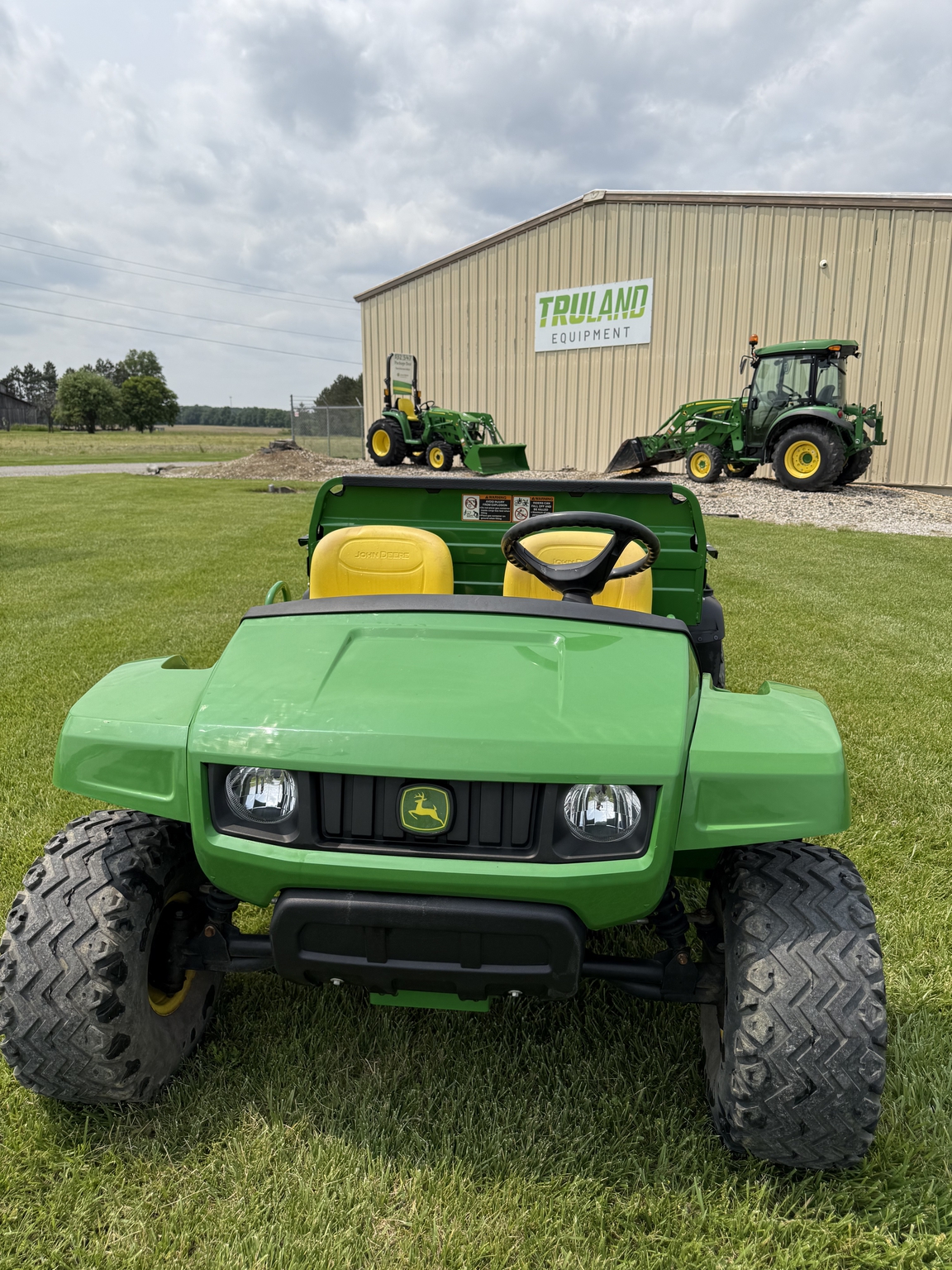 2021 John Deere TS Image 2