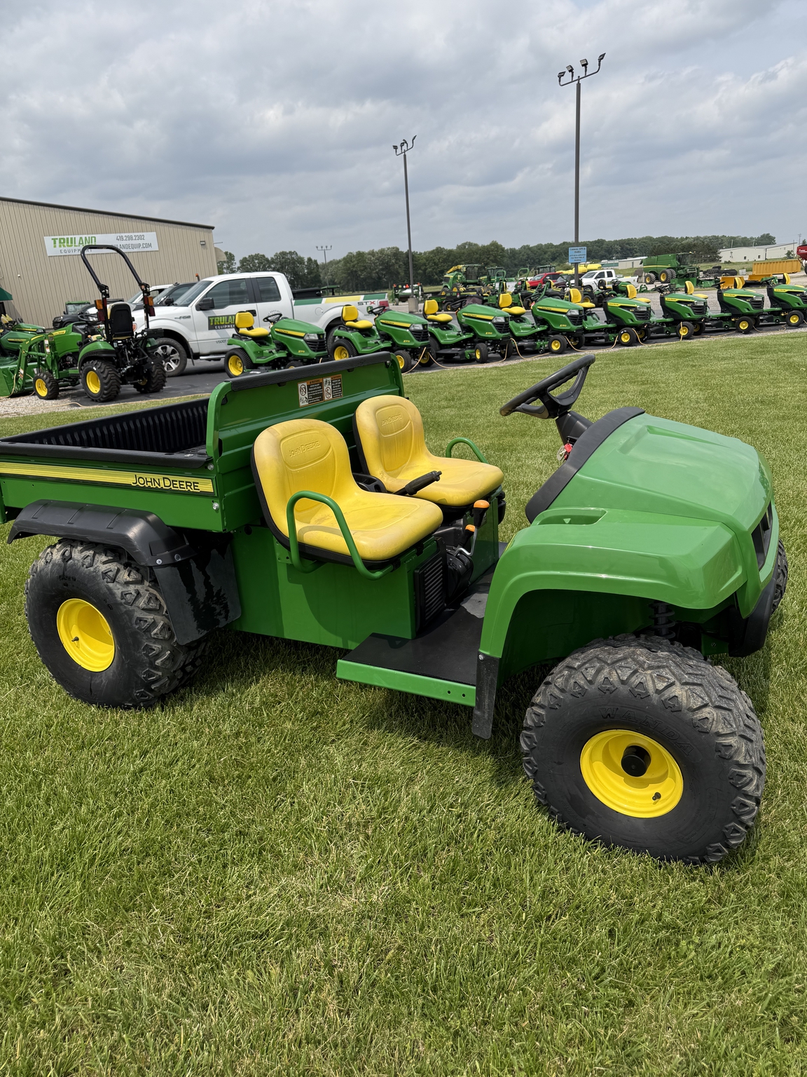 2021 John Deere TS Image 3