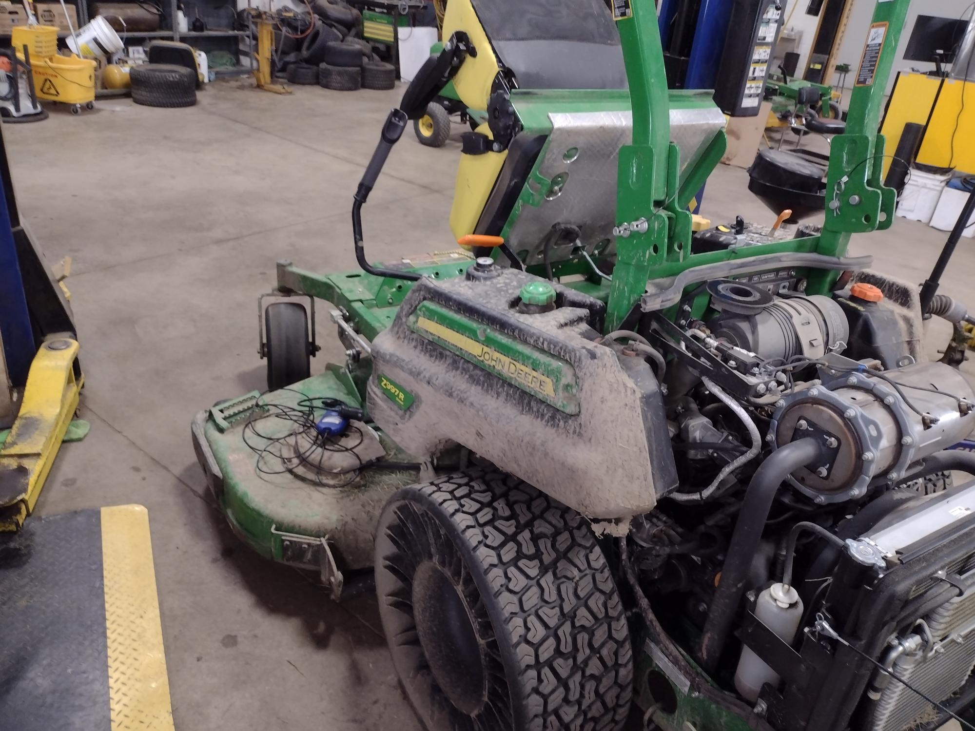 2023 John Deere Z997R Image 5