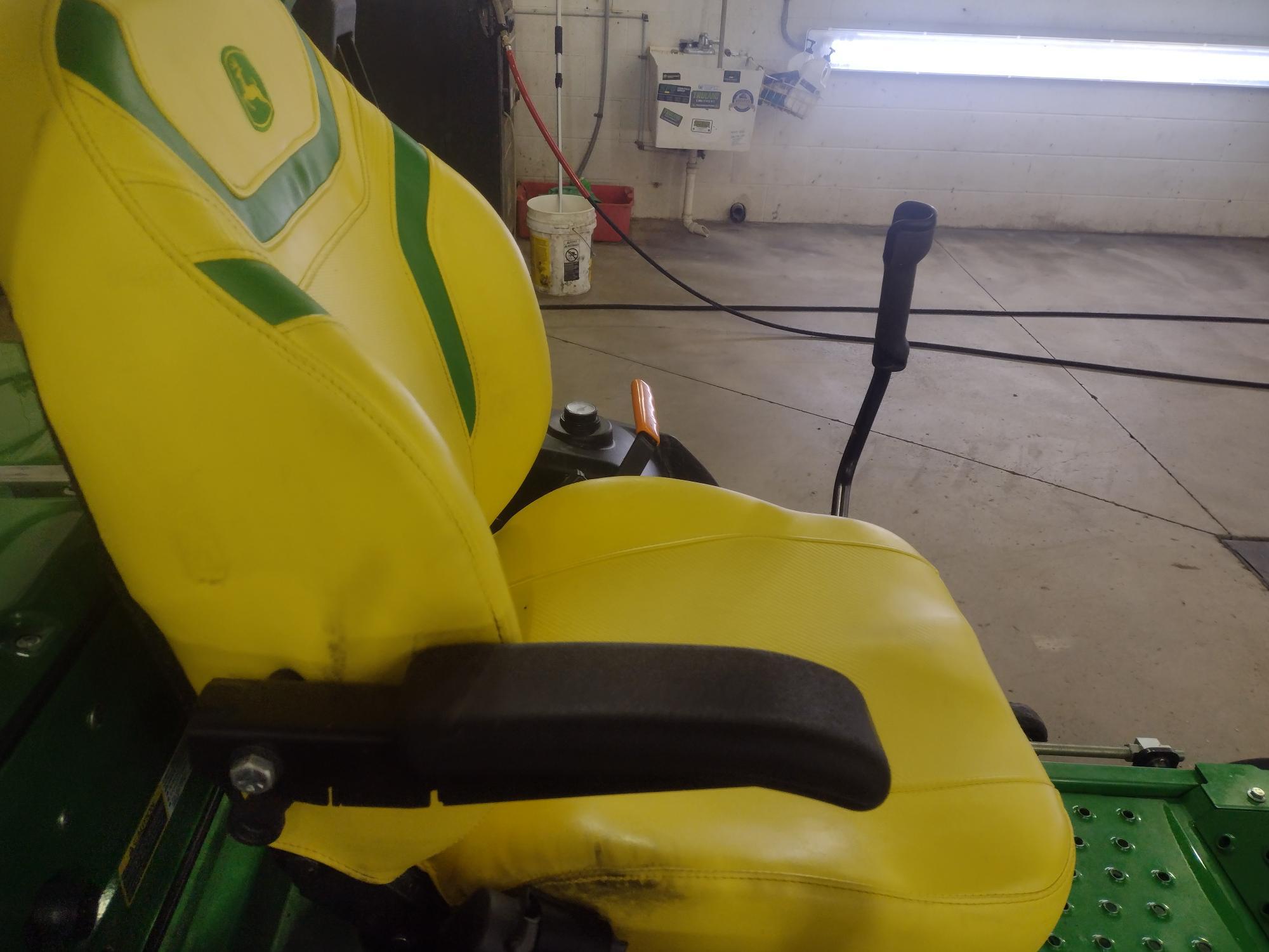 2023 John Deere Z997R Image 5
