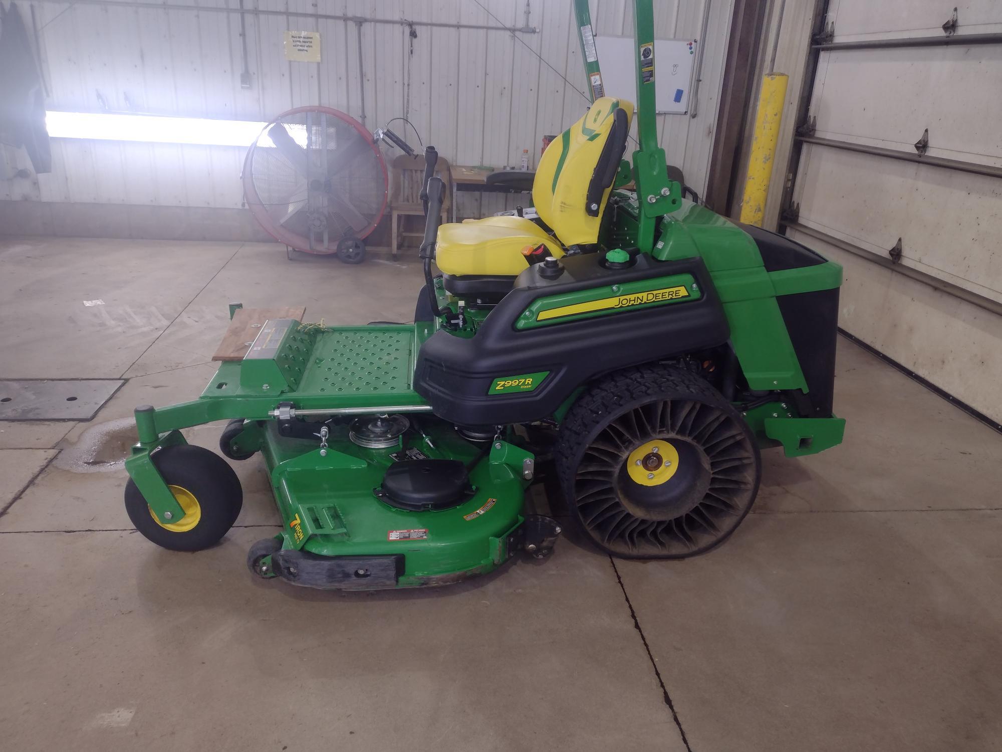 2023 John Deere Z997R Image 2
