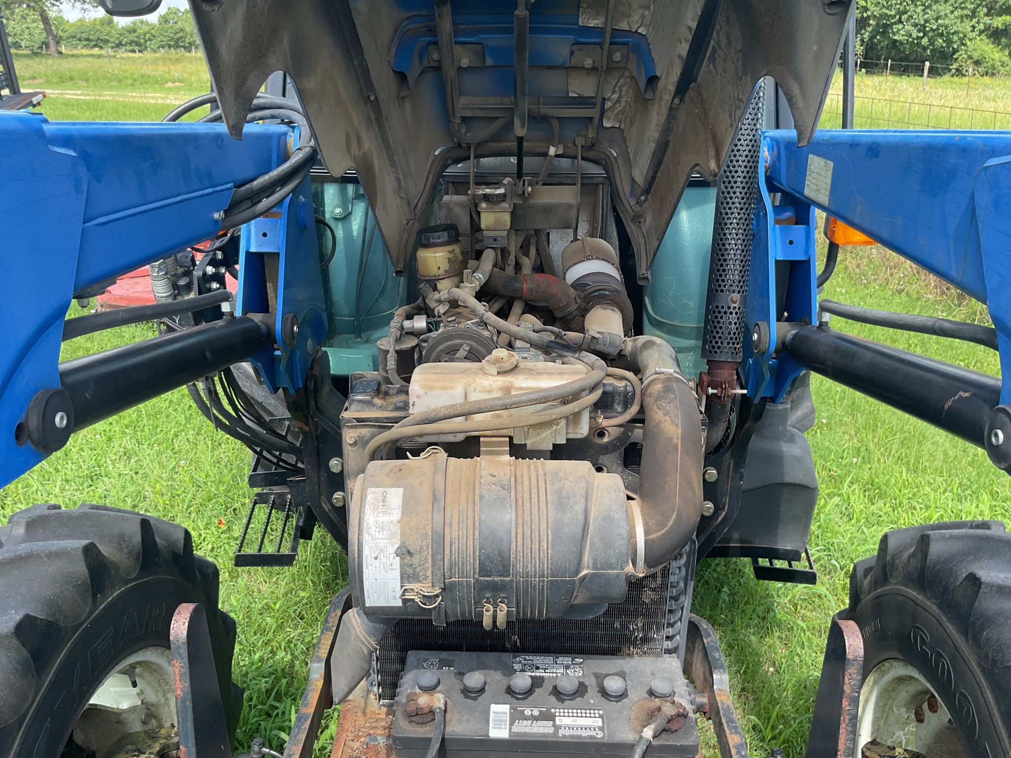 2007 New Holland TD95D Image 13