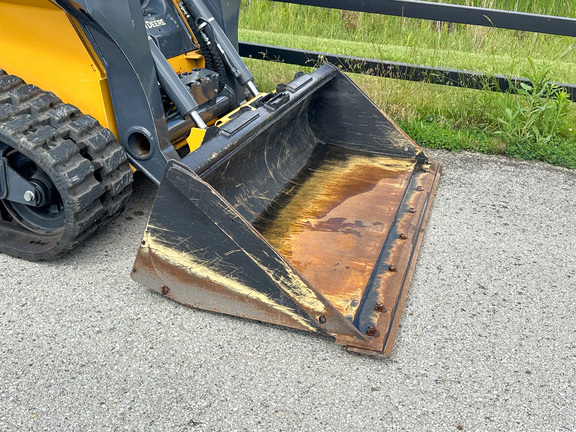 2024 John-Deere 325G