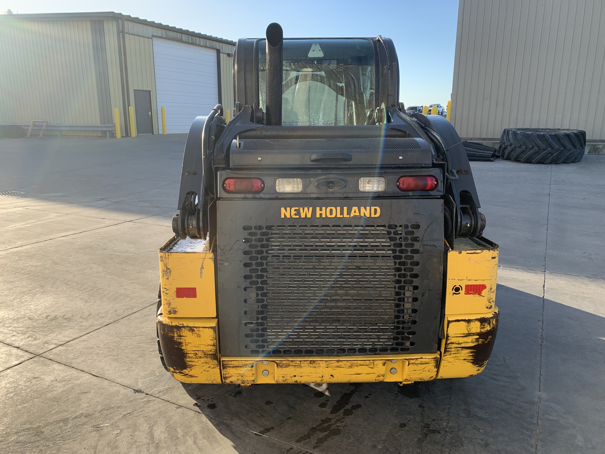 2023 New Holland L320 Image 4