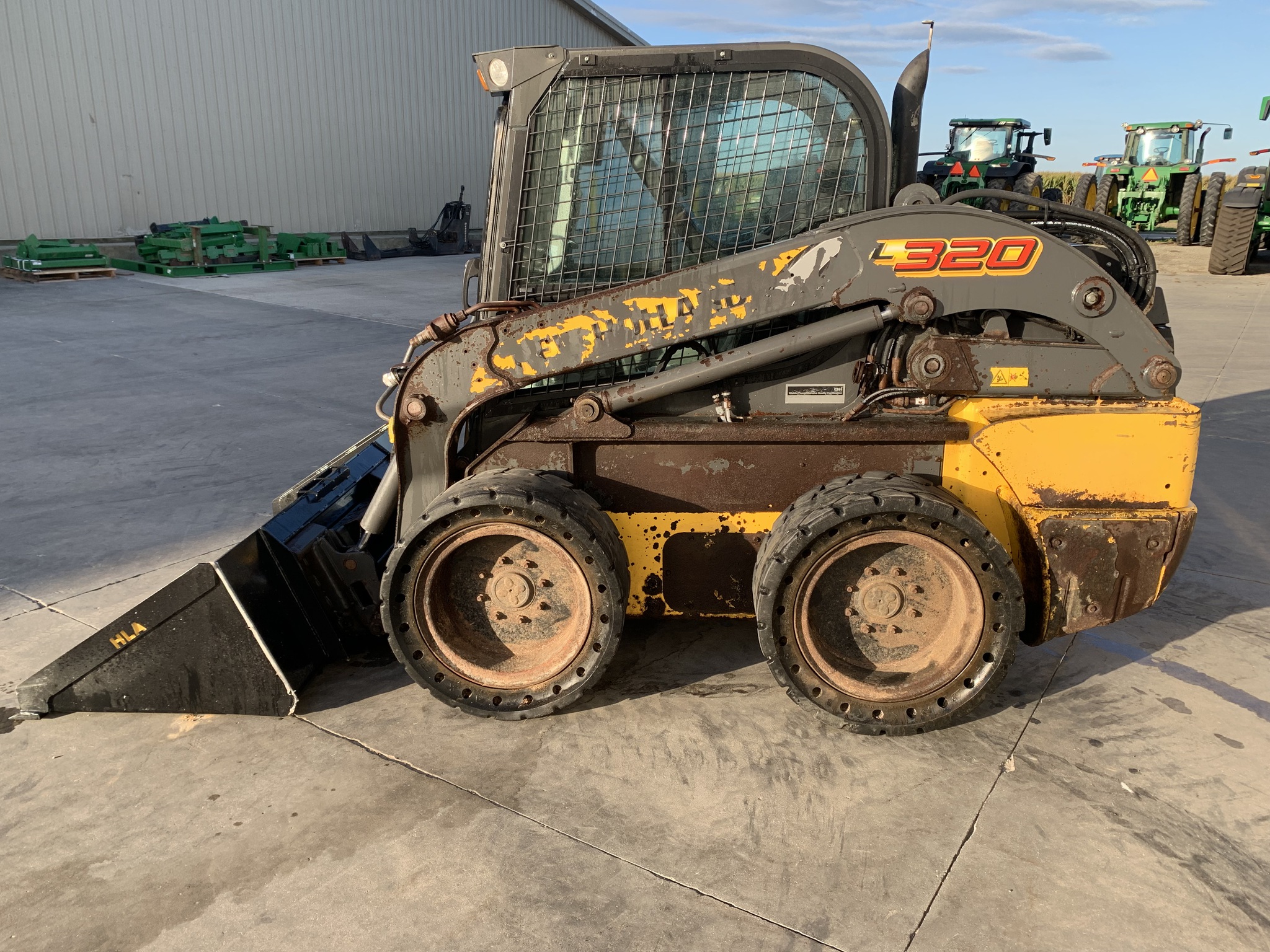 2023 New Holland L320 Image 5