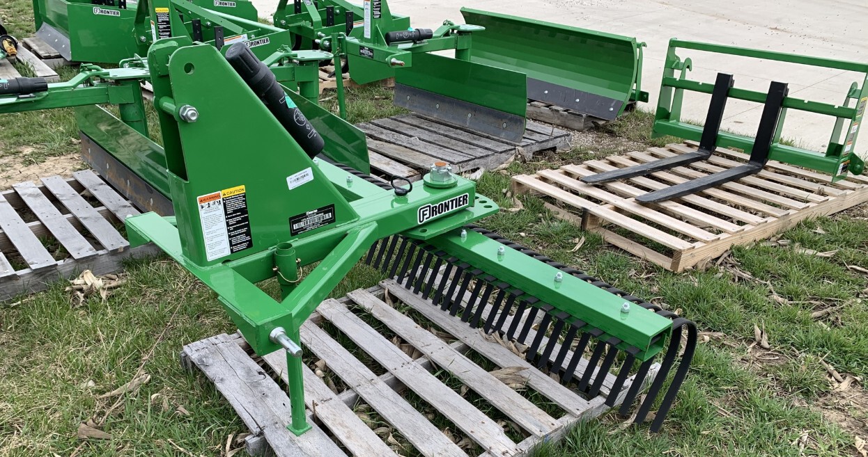 2025 John Deere LR5060 Image 2