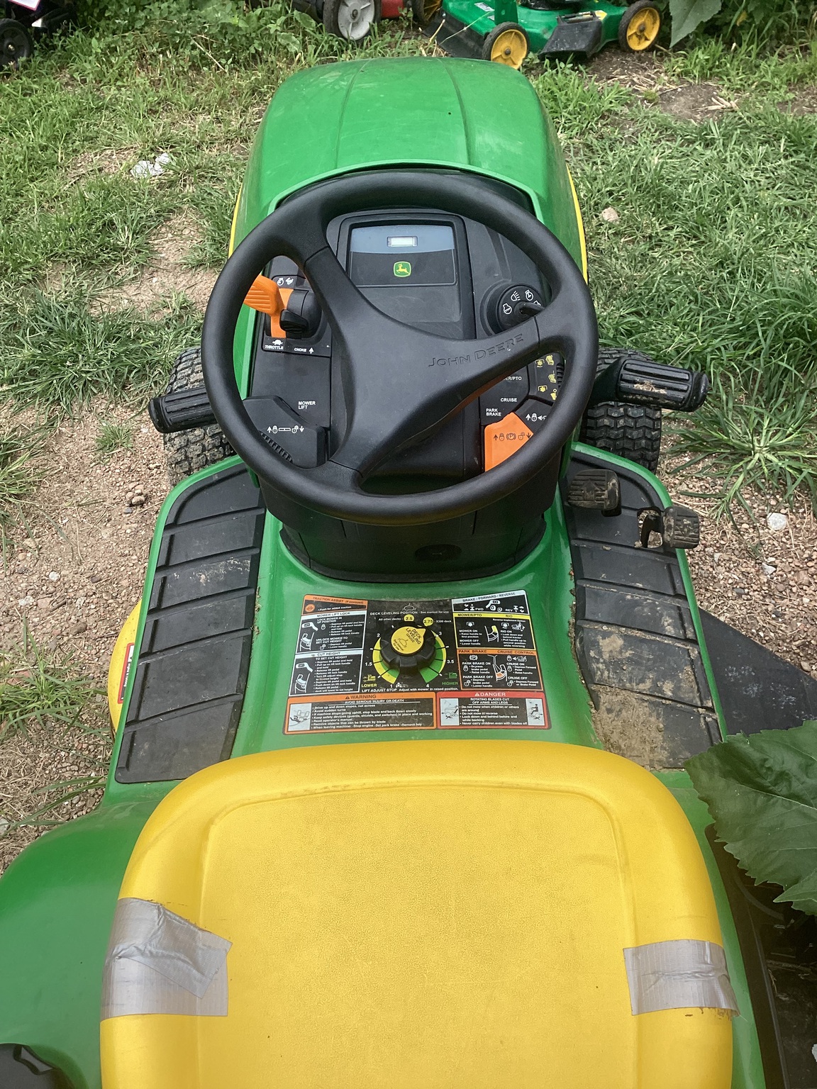 2011 John Deere X300 Image 5