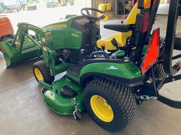 Photo of 2024 John Deere 1025R