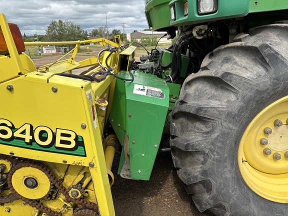 Used 2005 John Deere 7300 Self Propelled Forage Harvesters at Horizon Ag & Turf in Mayerthorpe, AB - Photo12