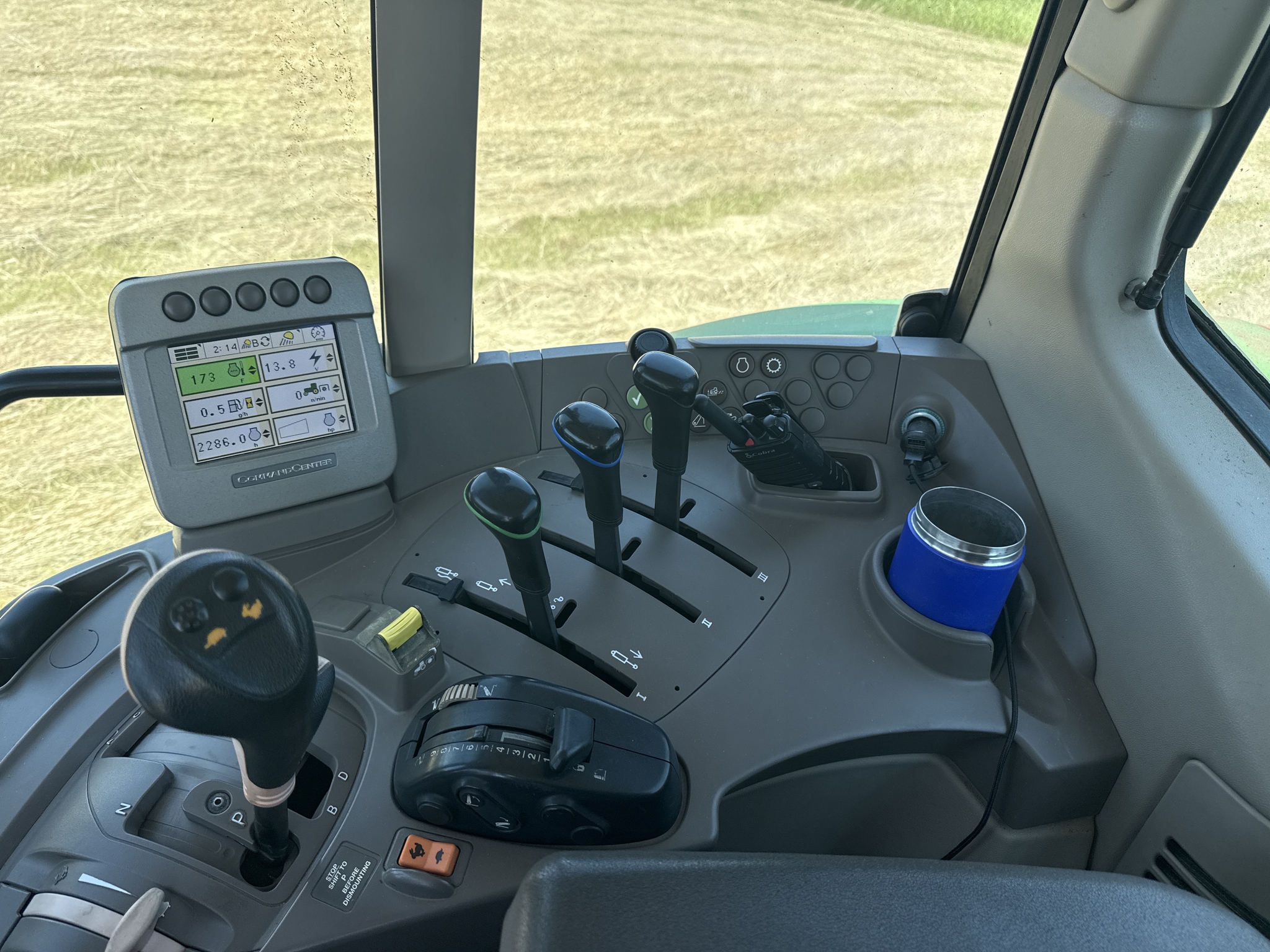 2007 John Deere 6330 Premium Image 23
