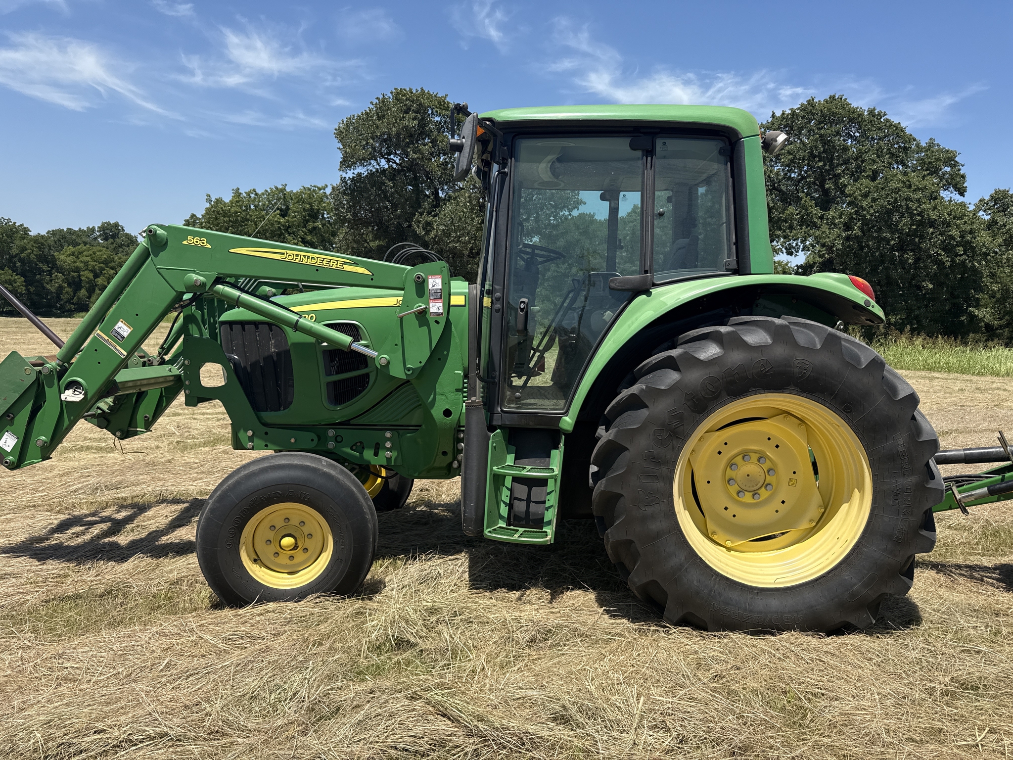 2007 John Deere 6330 Premium Image 1