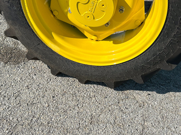 2024 John-Deere 5075E