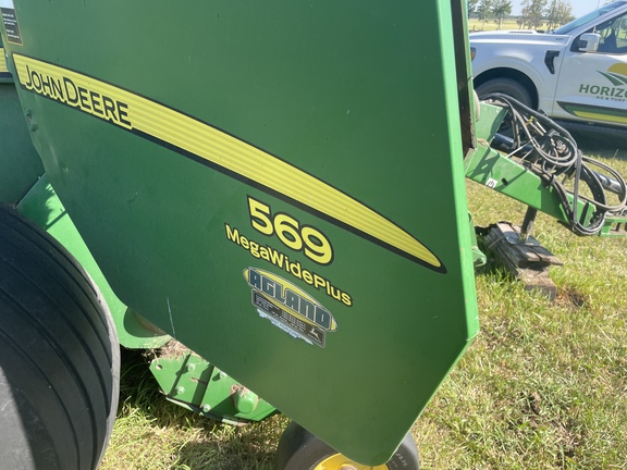 Used 2014 John Deere 569 Round Balers at Horizon Ag & Turf in Vermilion, AB - Photo7