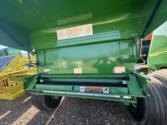 Used 2014 John Deere 569 Round Balers at Horizon Ag & Turf in Vermilion, AB - Photo6