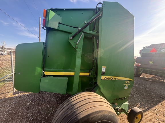 Used 2014 John Deere 569 Round Balers at Horizon Ag & Turf in Vermilion, AB - Photo5