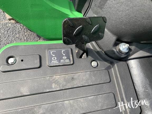 Photo of 2024 John Deere 3038E