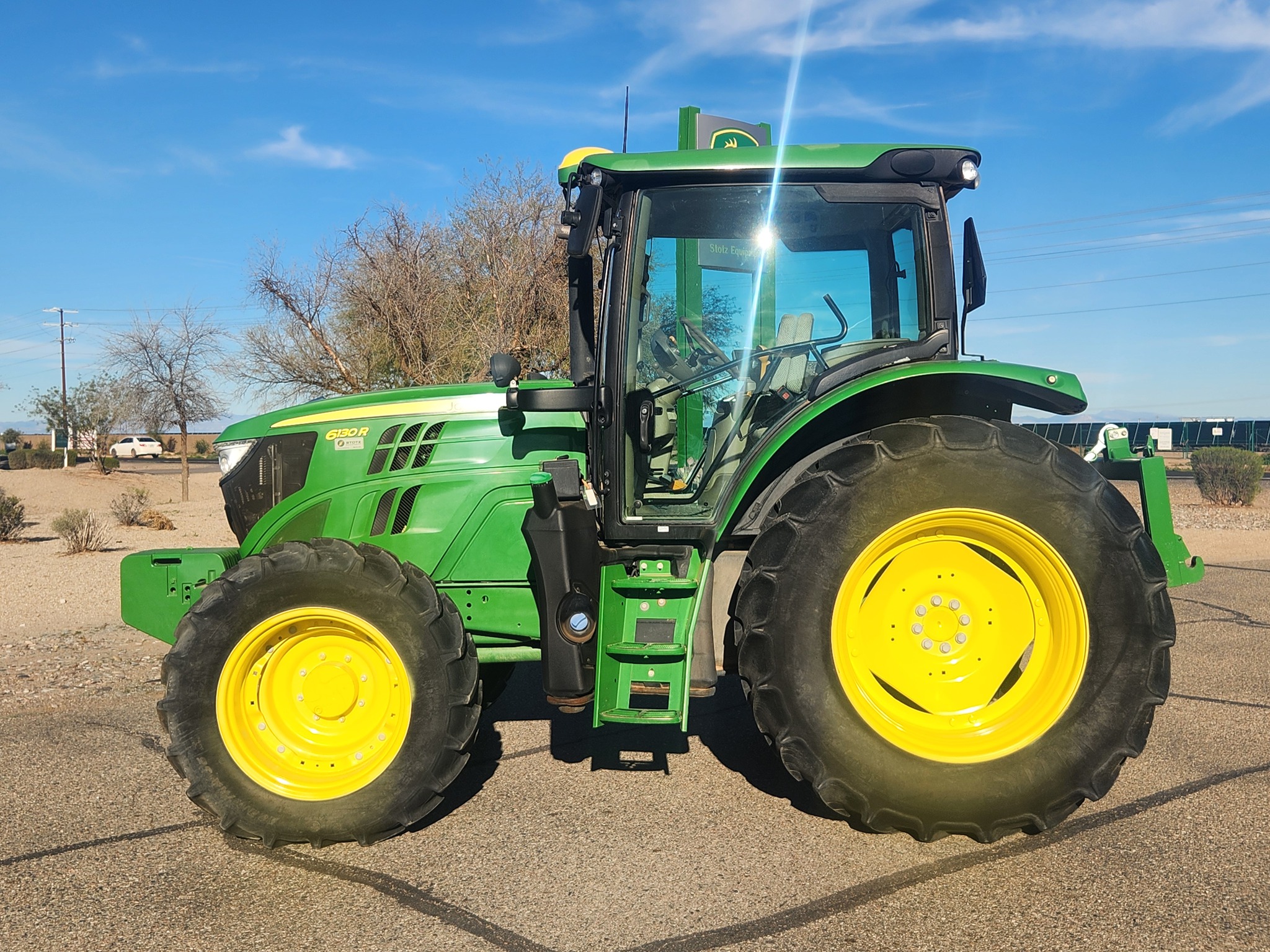 2020 John Deere 6130R Image 1