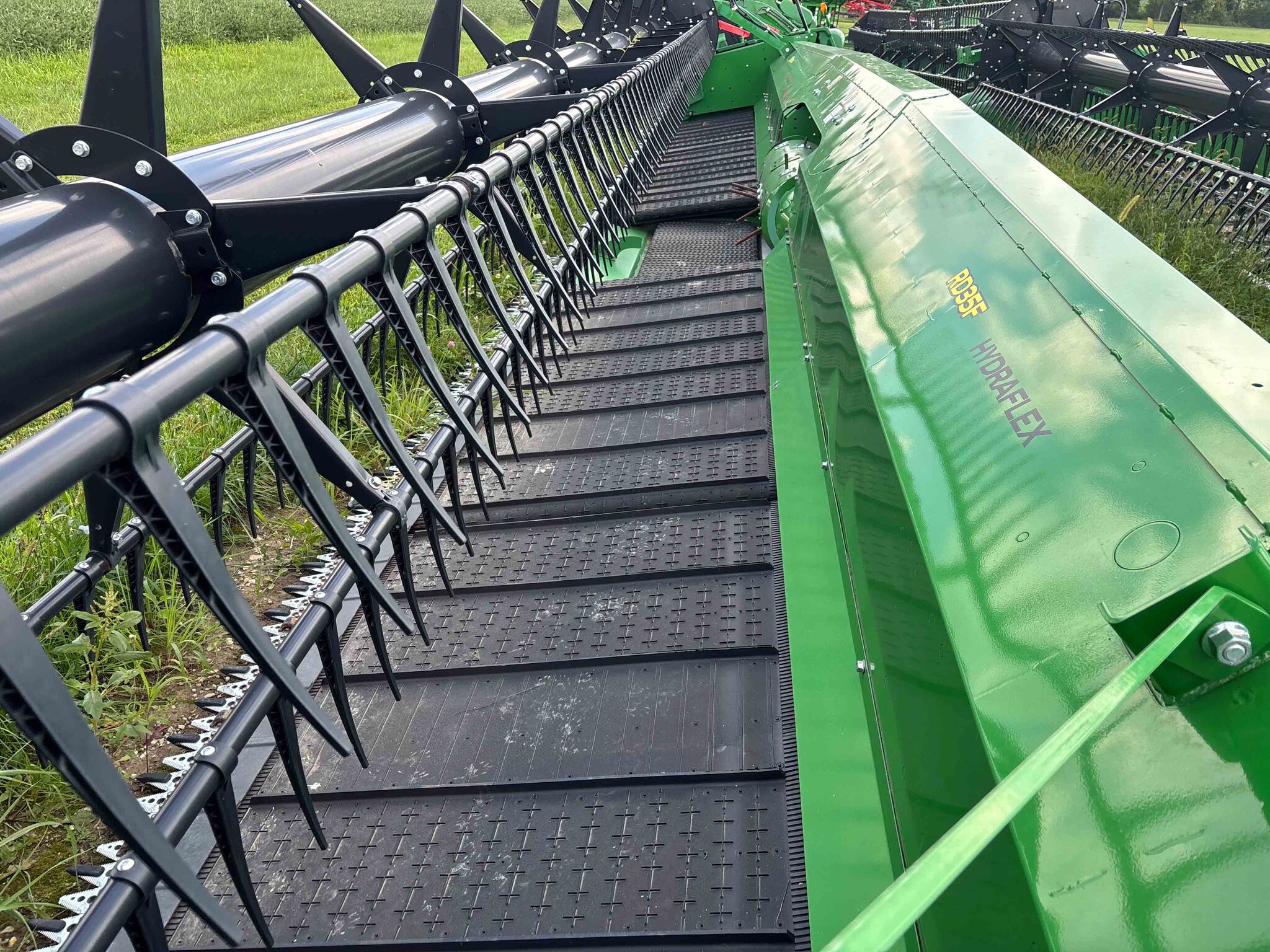 Used 2023 John Deere RD35F Combine Platforms at Koenig Equipment in Anna, OH - PhotoXL11