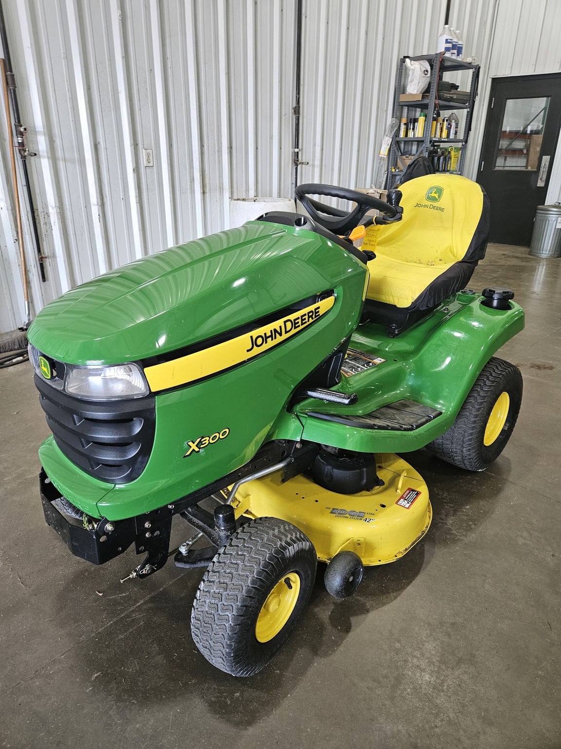 2011 John Deere X300 Image 1
