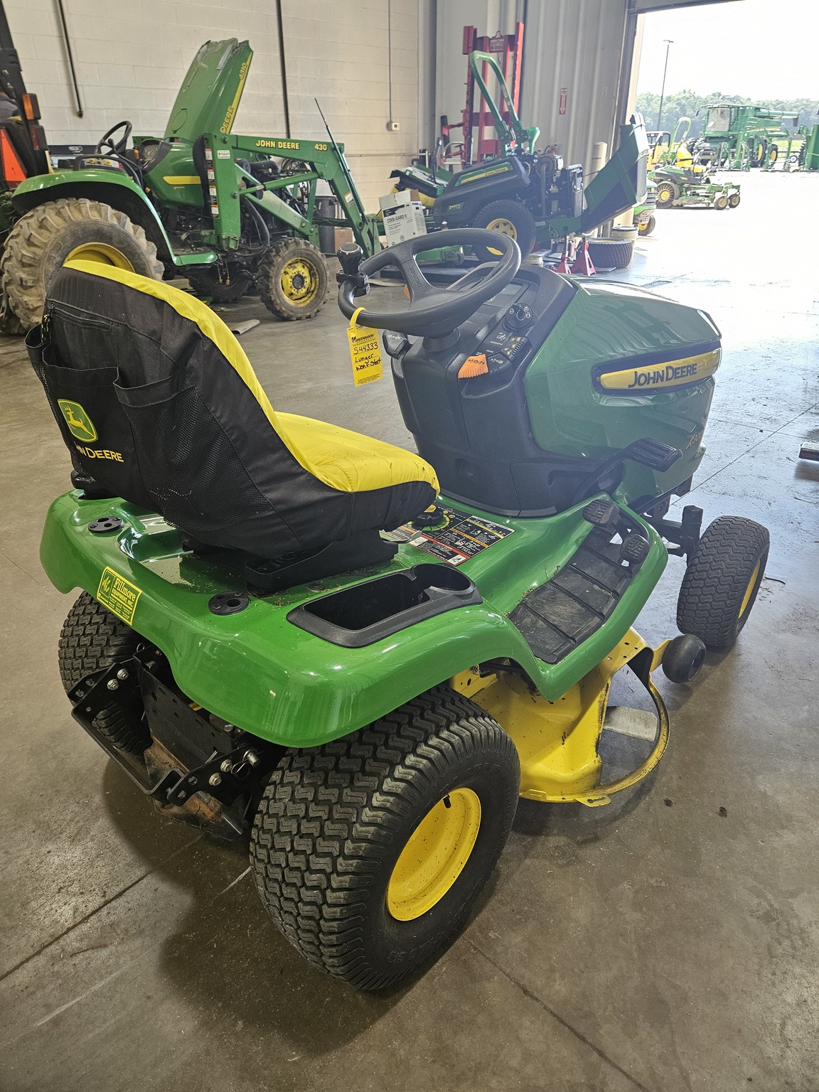 2011 John Deere X300 Image 3
