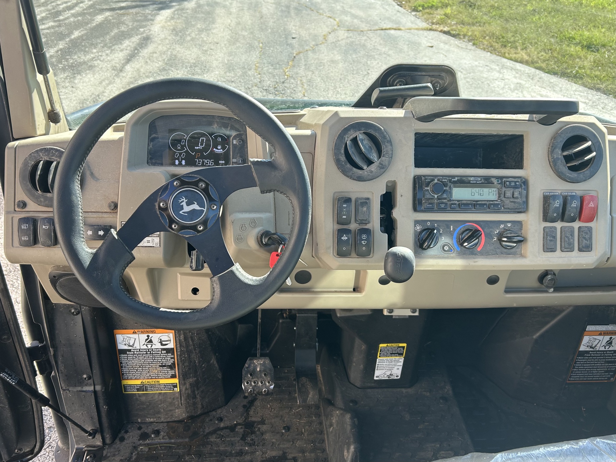  2024 John Deere XUV 835R at Heritage Tractor in Rogersville, MO