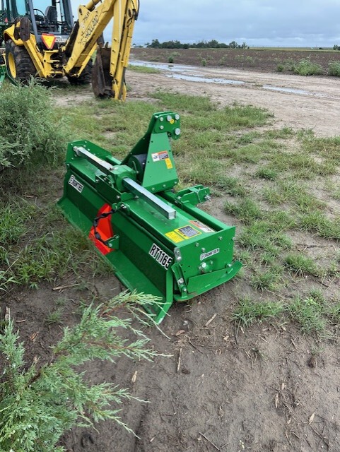 2019 John Deere 2038R Image 3