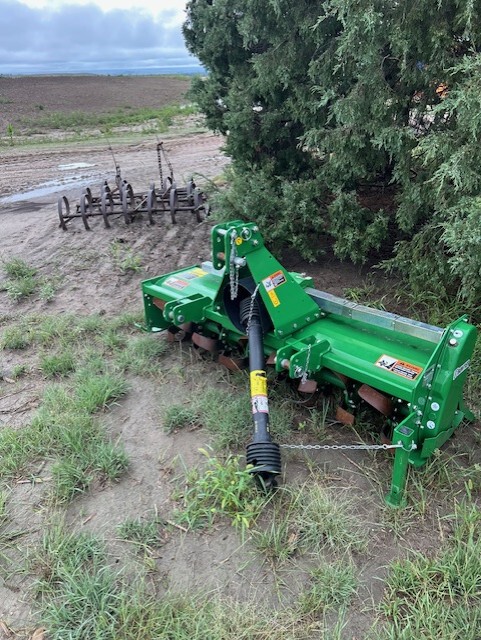 2019 John Deere 2038R Image 4