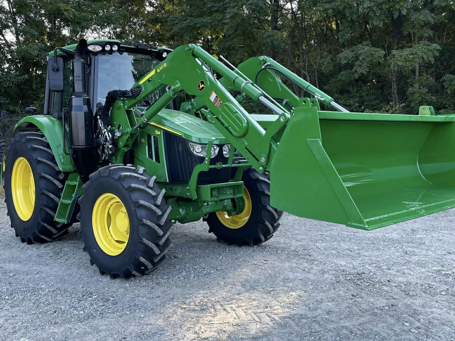 2025 John Deere 6M 125 Image 2