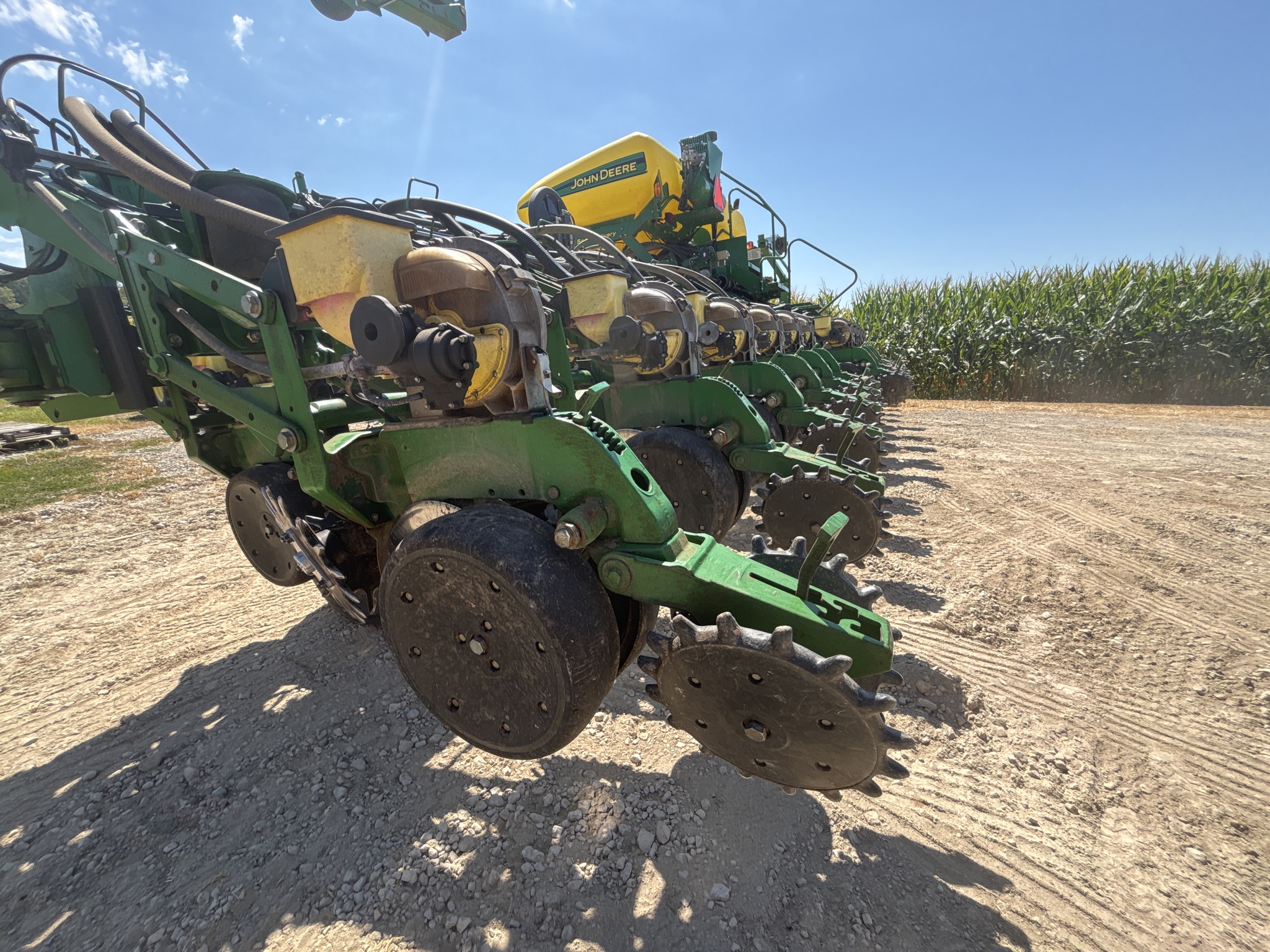 Used 2013 John Deere 1790 Planters: Drawn at Koenig Equipment in Anna, OH - PhotoXL5